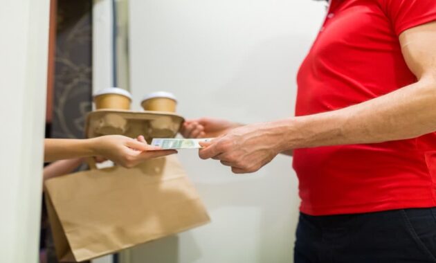 Food delivery with cash payment near me